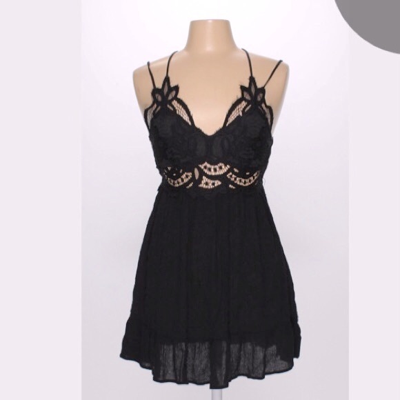 miami Dresses & Skirts - Black Lace Nightie